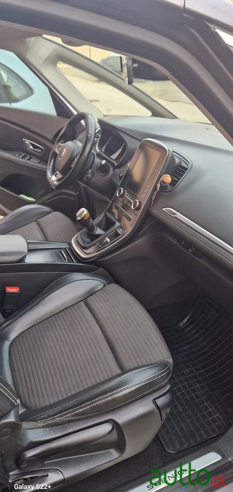 2017' Renault Grand Scenic 1.6 Dci Intens Ss photo #1