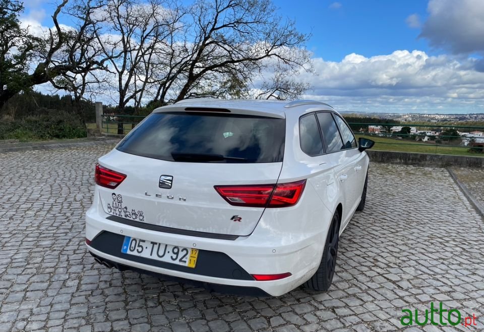 2017' SEAT Leon St photo #3