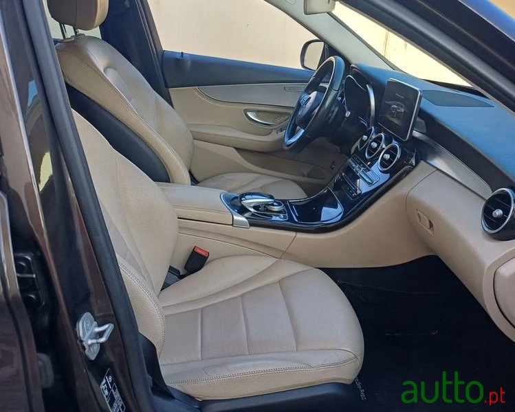 2015' Mercedes-Benz Classe C photo #5