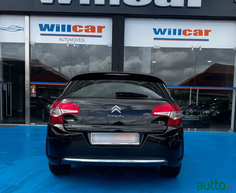 2014' Citroen C4 photo #3