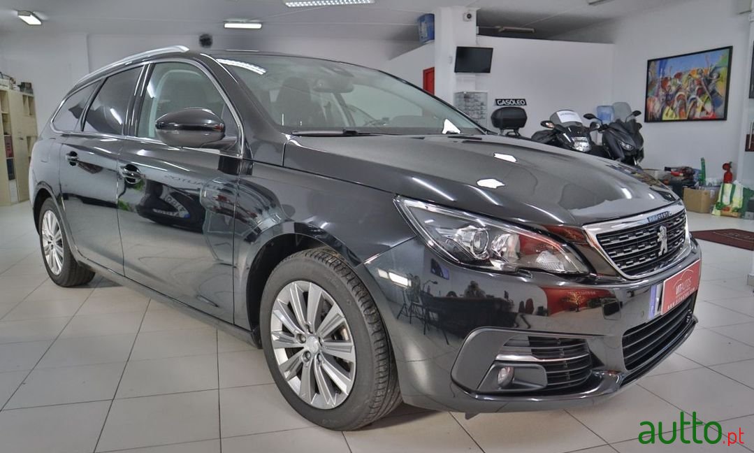 2018' Peugeot 308 Sw photo #6