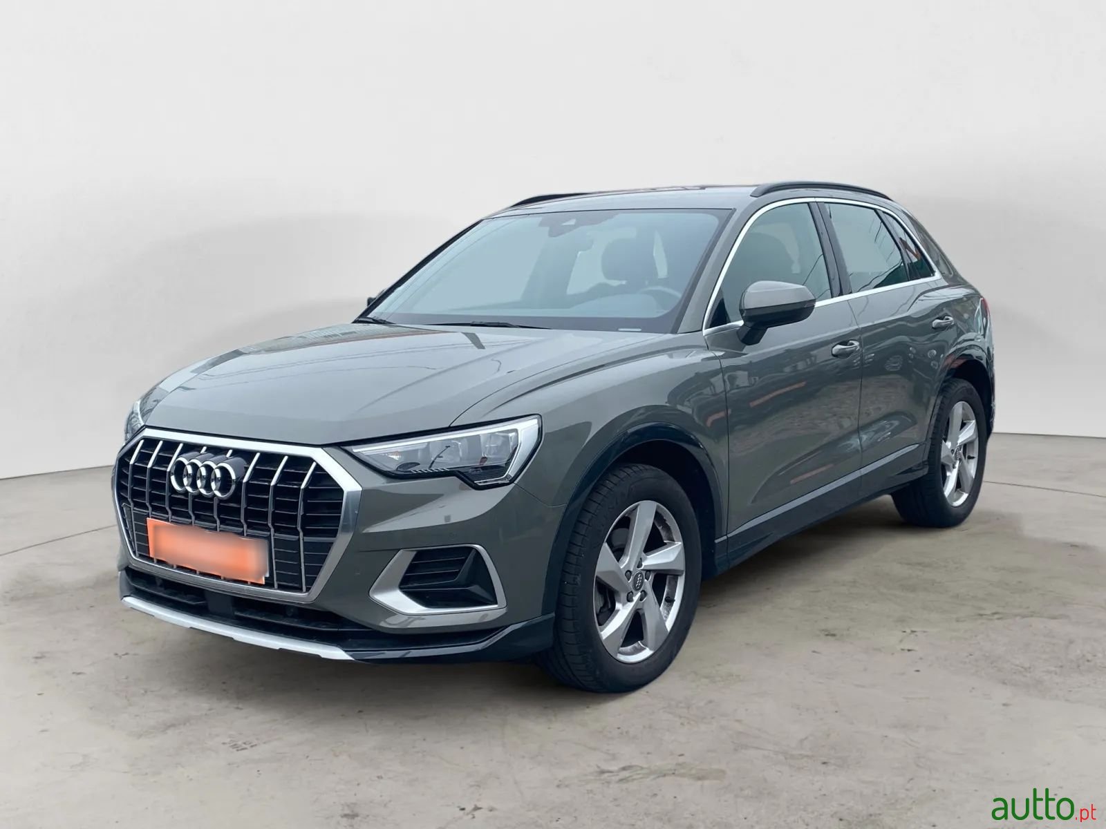 2020' Audi Q3 photo #1