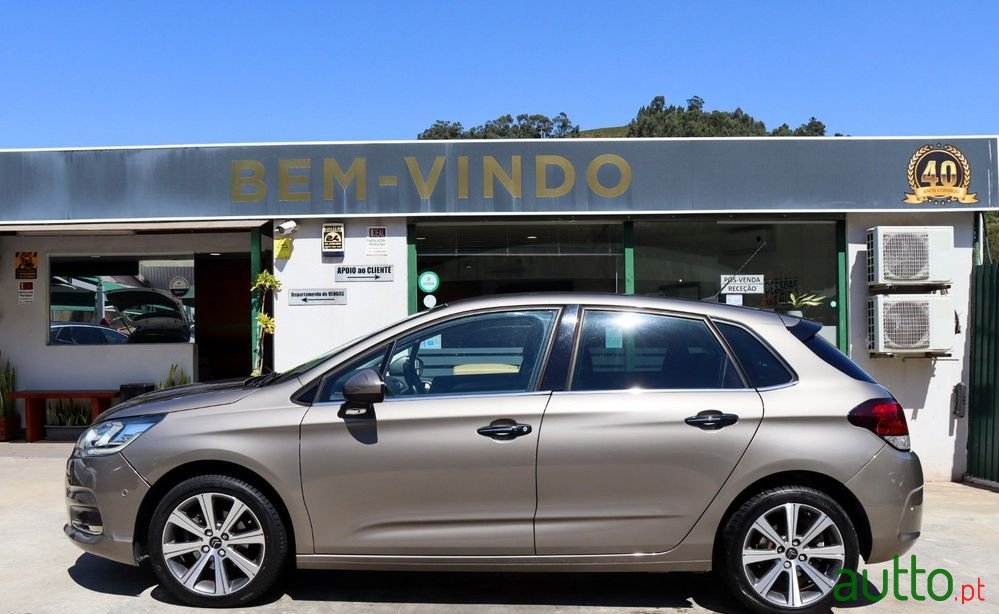 2017' Citroen C4 photo #5