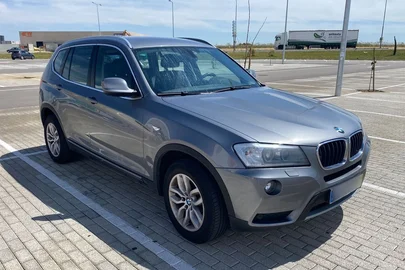 2013' BMW Série X 18 D Sdrive