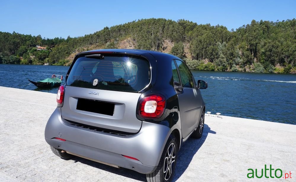 2016' Smart Fortwo Passion photo #6
