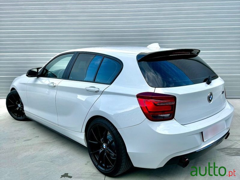 2012' BMW 116 D Line Sport photo #4