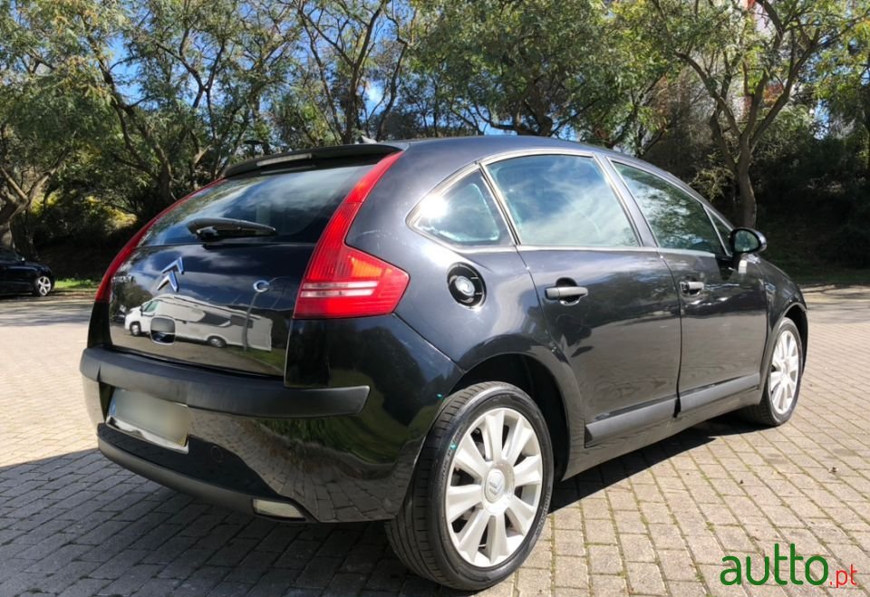 2006' Citroen C4 1.6-Hdi photo #4