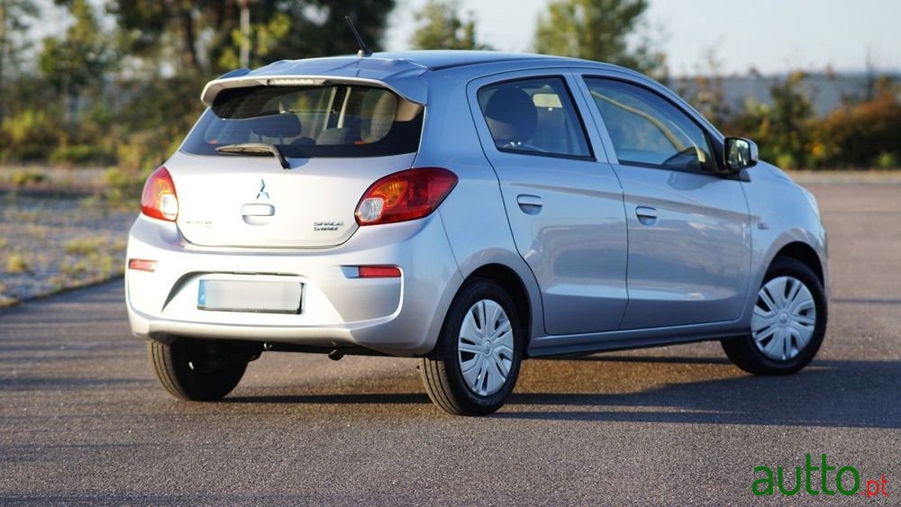 2019' Mitsubishi Space Star photo #5