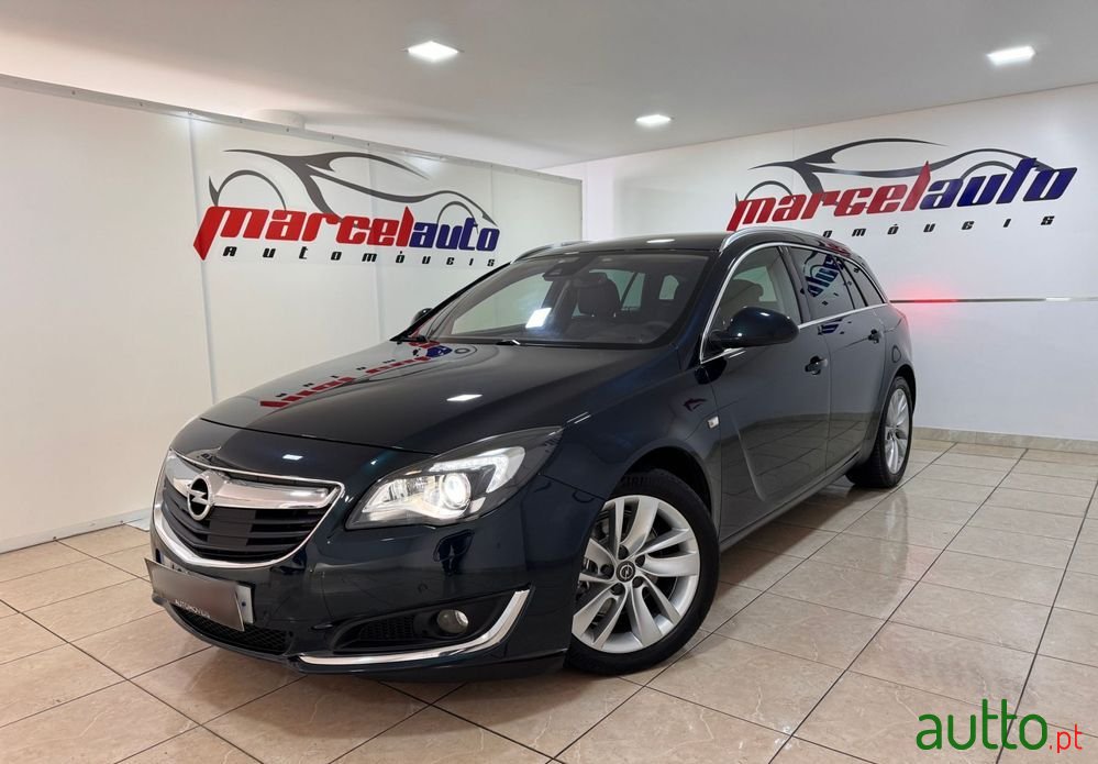 2015' Opel Insignia photo #1