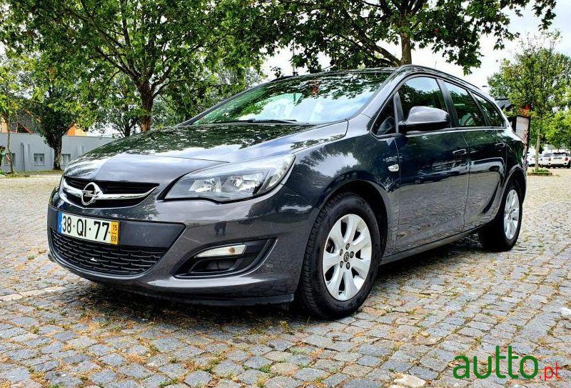2015' Opel Astra Sports Tourer photo #1