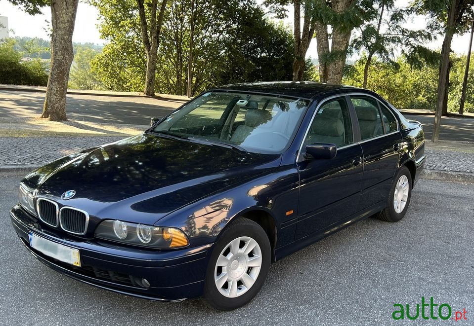 2000' BMW 520 photo #2