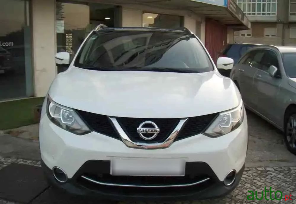 2015' Nissan Qashqai 1.5 Dci Tekna photo #4