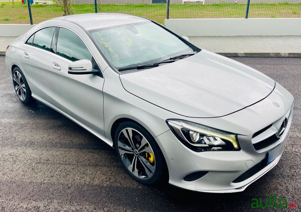 2017' Mercedes-Benz Classe Cla photo #2