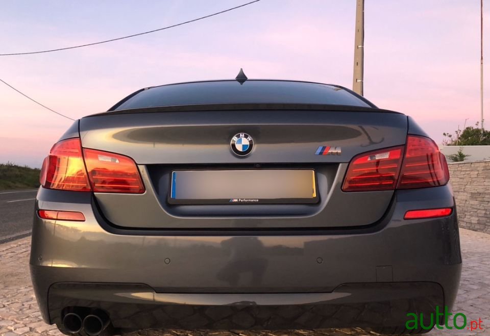 2015' BMW 525 photo #6