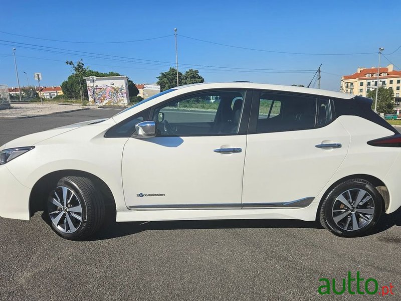 2018' Nissan Leaf 40 Kwh Acenta photo #2