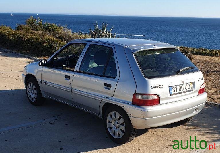 2003' Citroen Saxo photo #1