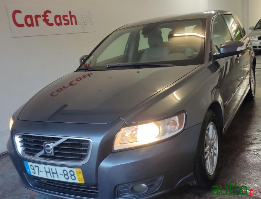 2009' Volvo V50 photo #2