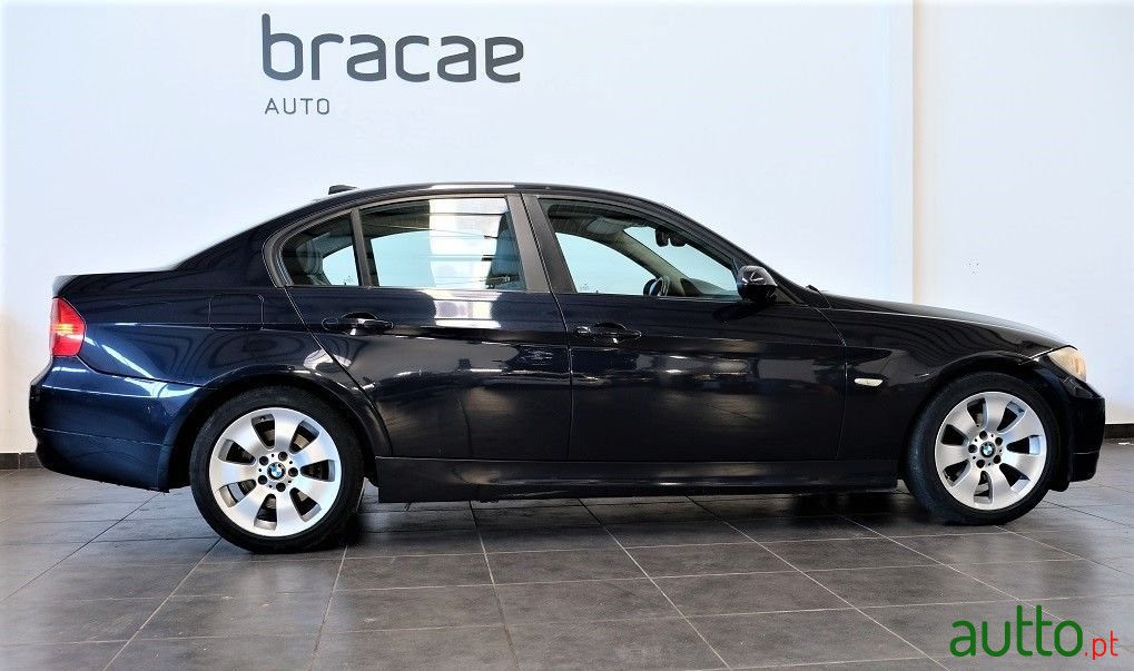 2007' BMW 320 photo #2