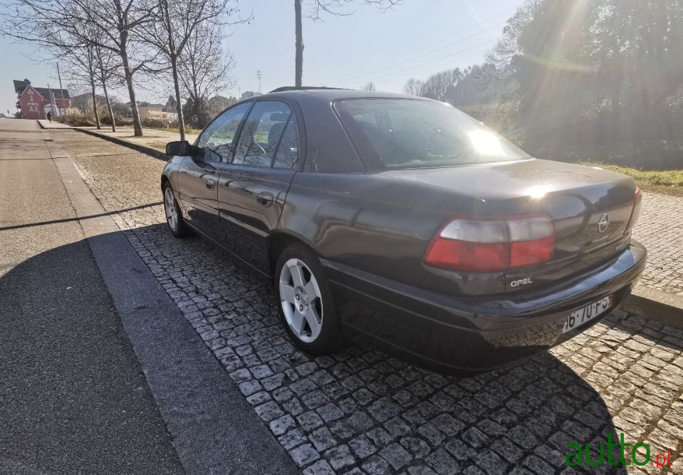 2000' Opel Omega photo #4