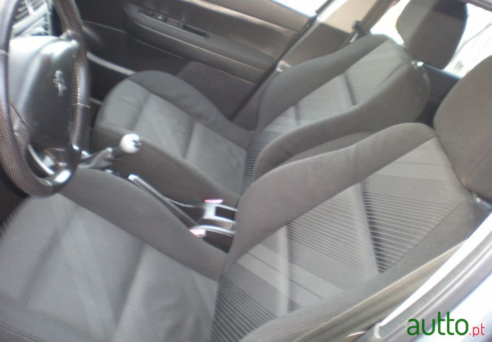 2006' Peugeot 307 Break photo #4