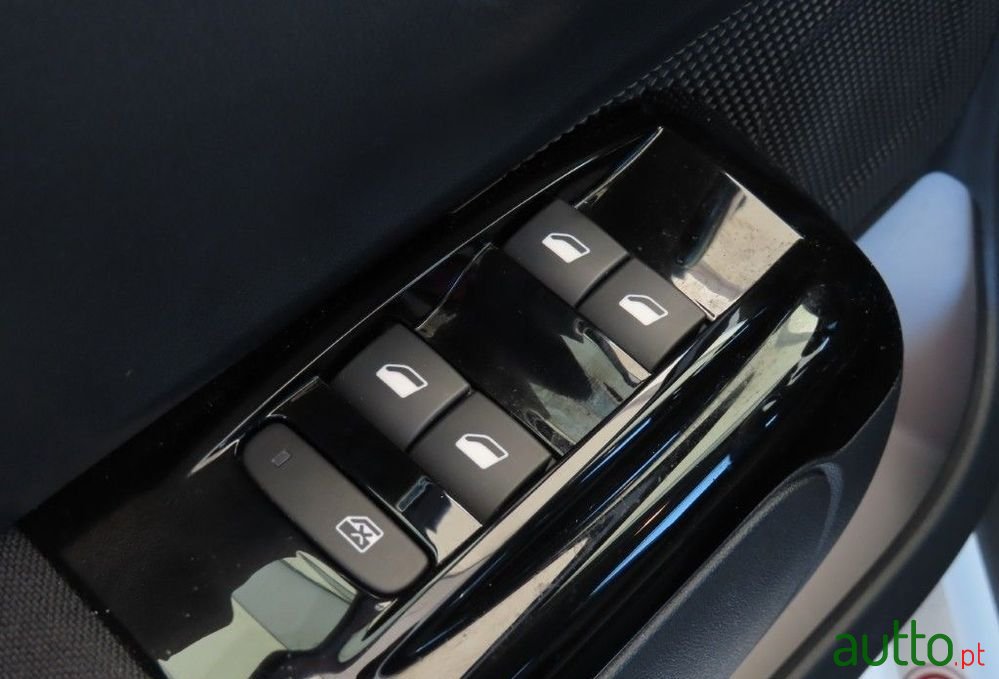 2022' Citroen C3 1.5 Bluehdi photo #6