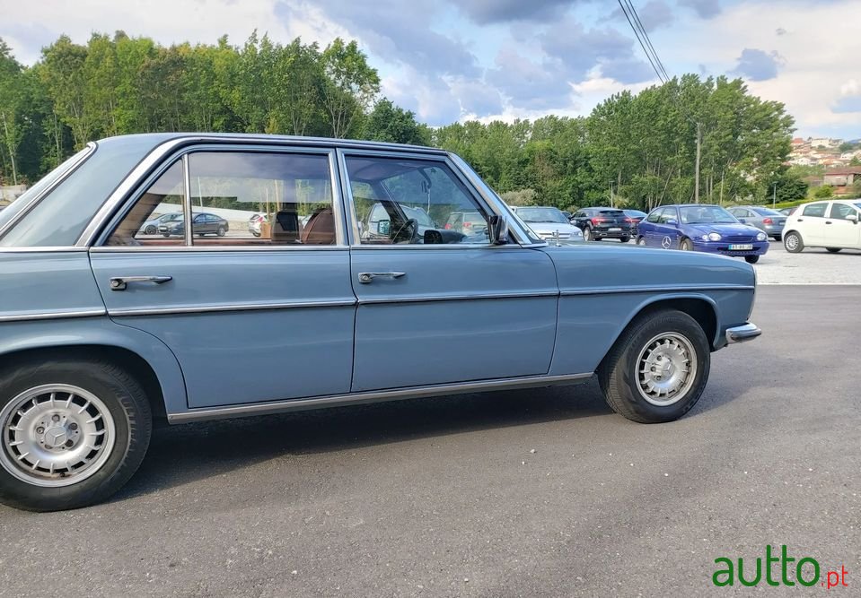 1974' Mercedes-Benz 200 photo #4