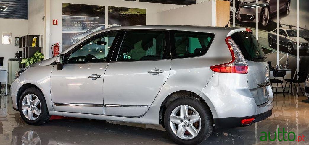 2016' Renault Grand Scenic 1.5 Dci Energy photo #1