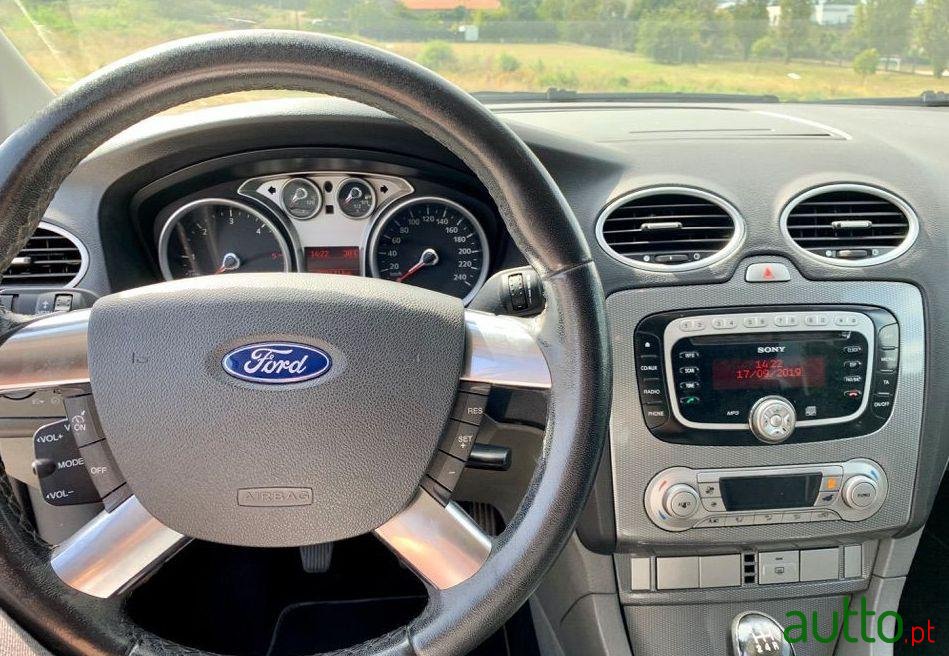 2008' Ford Focus Tdci Titanium photo #3