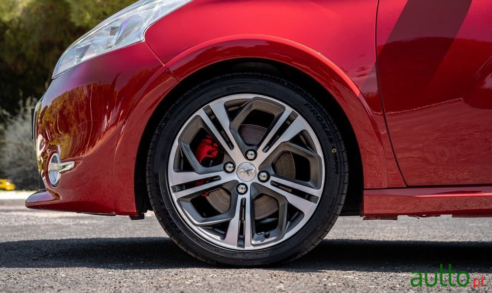 2013' Peugeot 208 1.6 Thp Gti photo #3