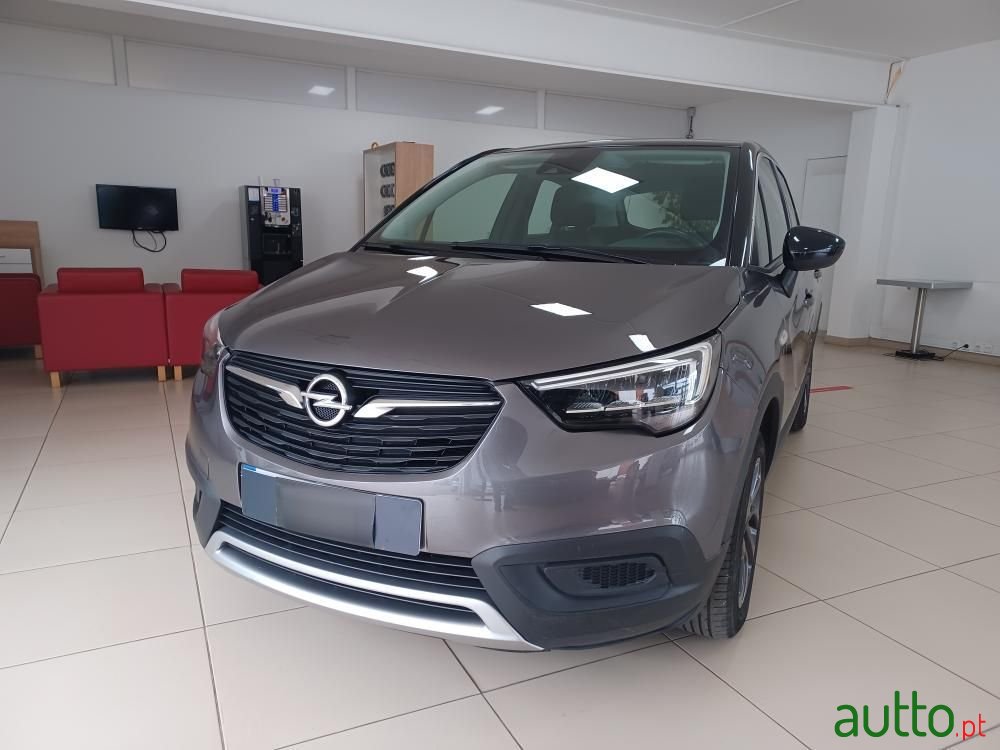 2020' Opel Crossland X photo #1