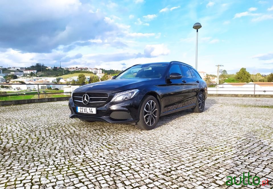 2017' Mercedes-Benz C-220 photo #1