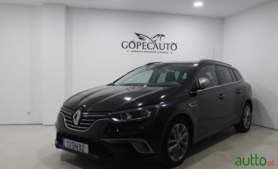 2017' Renault Megane Sport Tourer photo #1