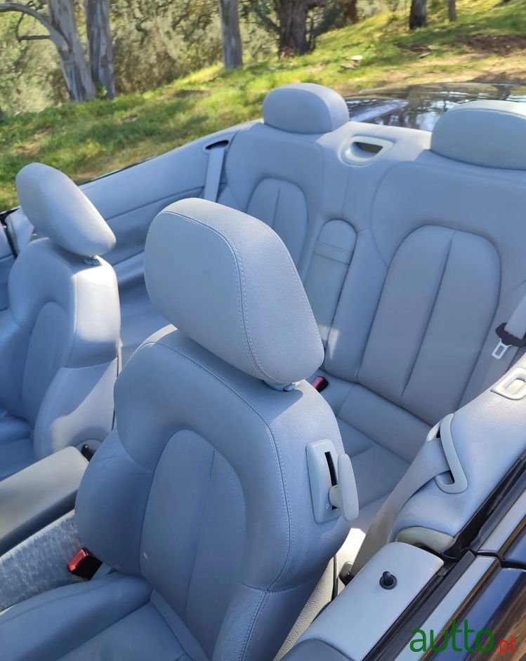 2002' Mercedes-Benz Classe Clk photo #4