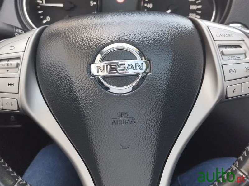 2015' Nissan Qashqai photo #5