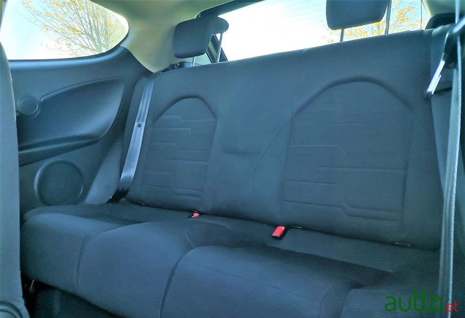 2012' Alfa Romeo MiTo photo #4