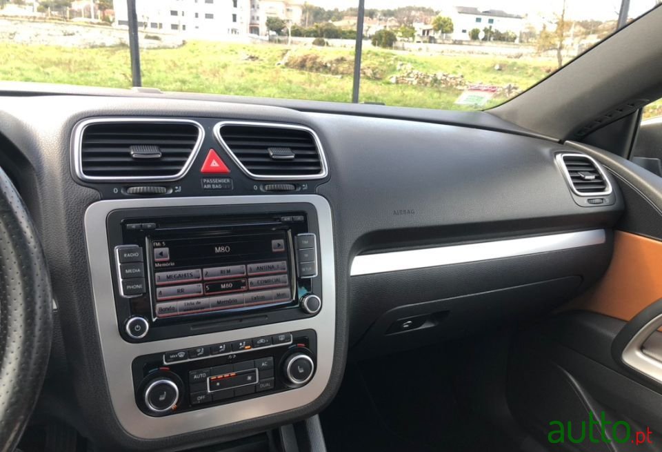 2012' Volkswagen Scirocco photo #2