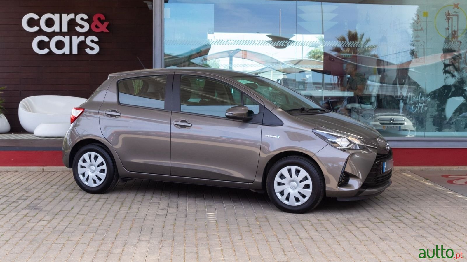 2020' Toyota Yaris photo #1