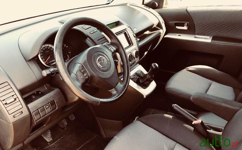 2006' Mazda 5 photo #2