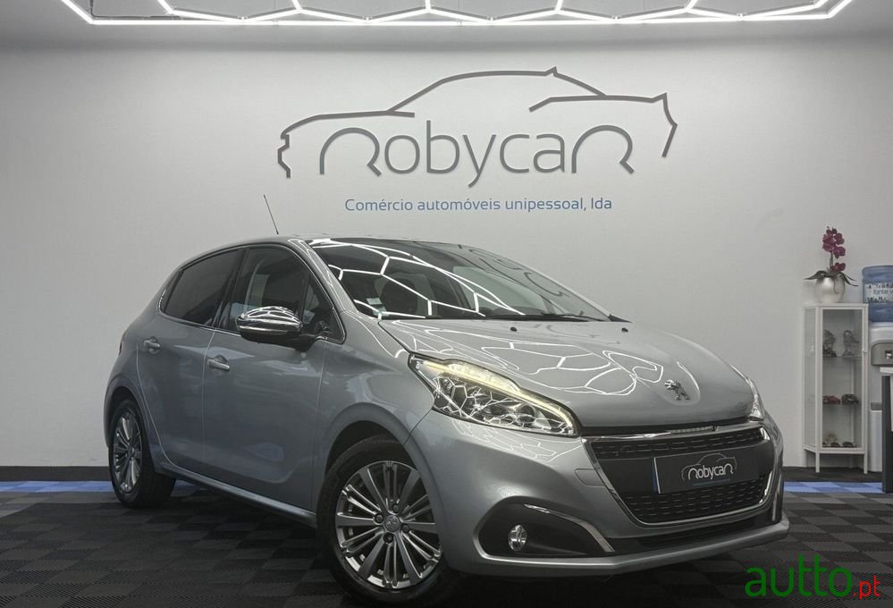 2018' Peugeot 208 photo #3