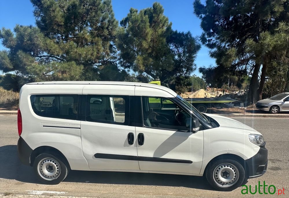 2018' Fiat Doblo Cargo Maxi photo #4