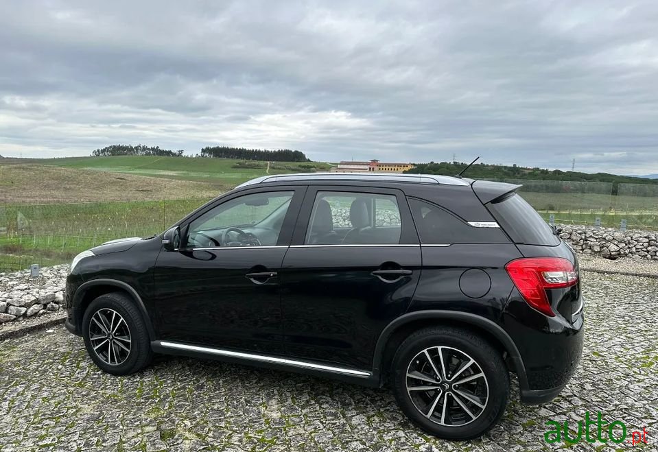 2016' Citroen C4 Aircross photo #2