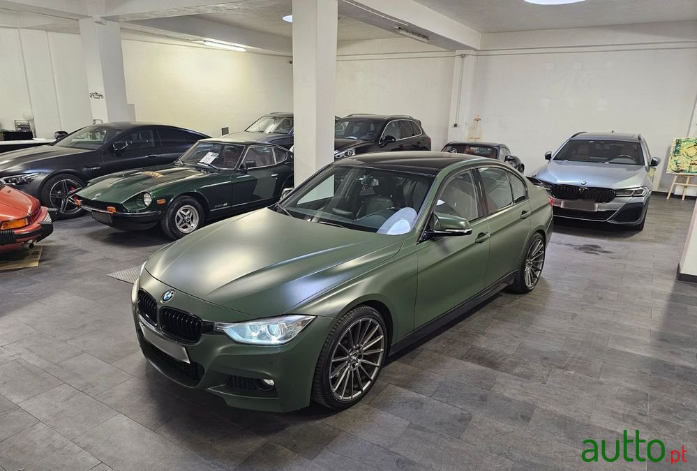 2012' BMW Série 3 I Pack M photo #1