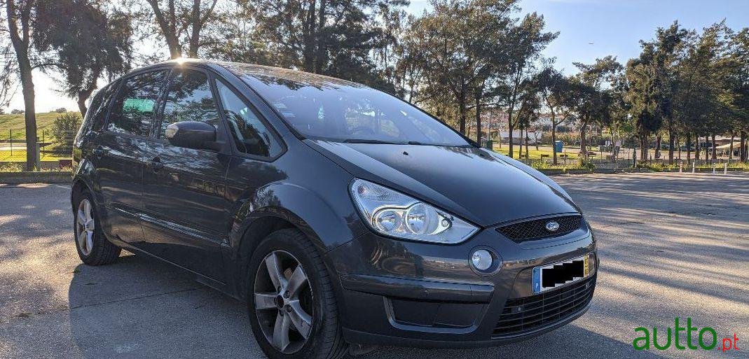 2007' Ford S-Max photo #2