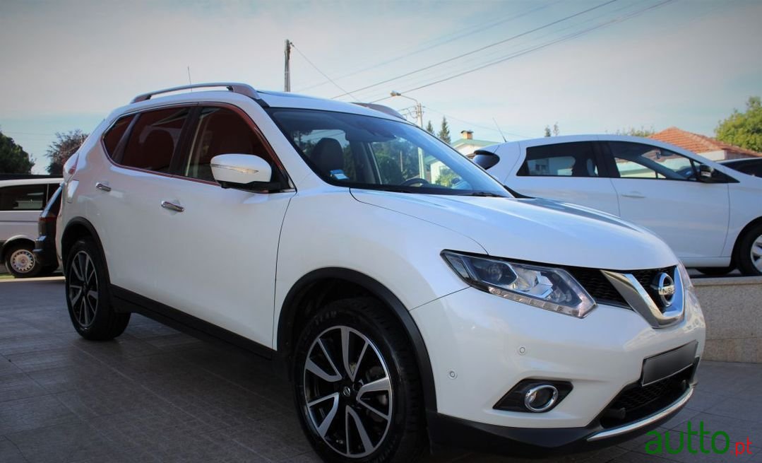2015' Nissan X-Trail photo #3