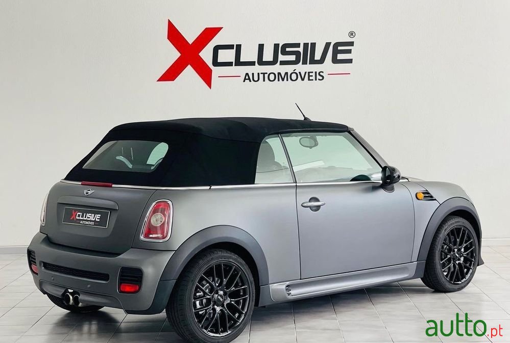 2010' MINI Cooper photo #4