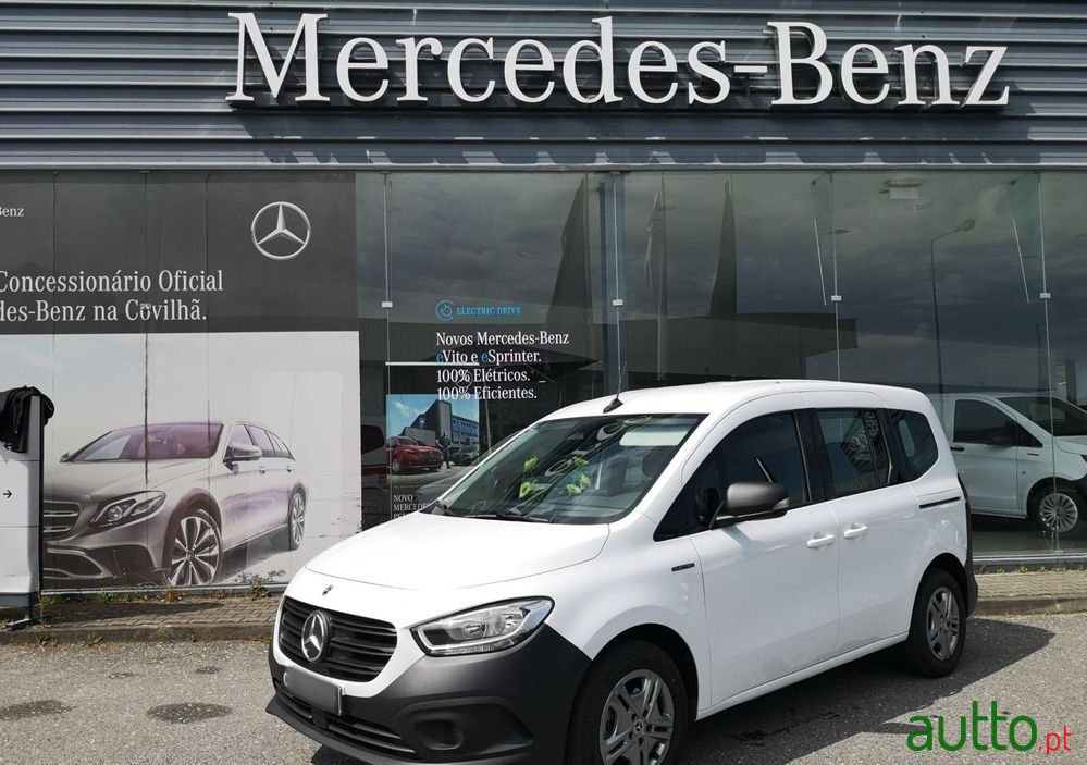 2023' Mercedes-Benz Ecitan Tourer 45 Kwh photo #1