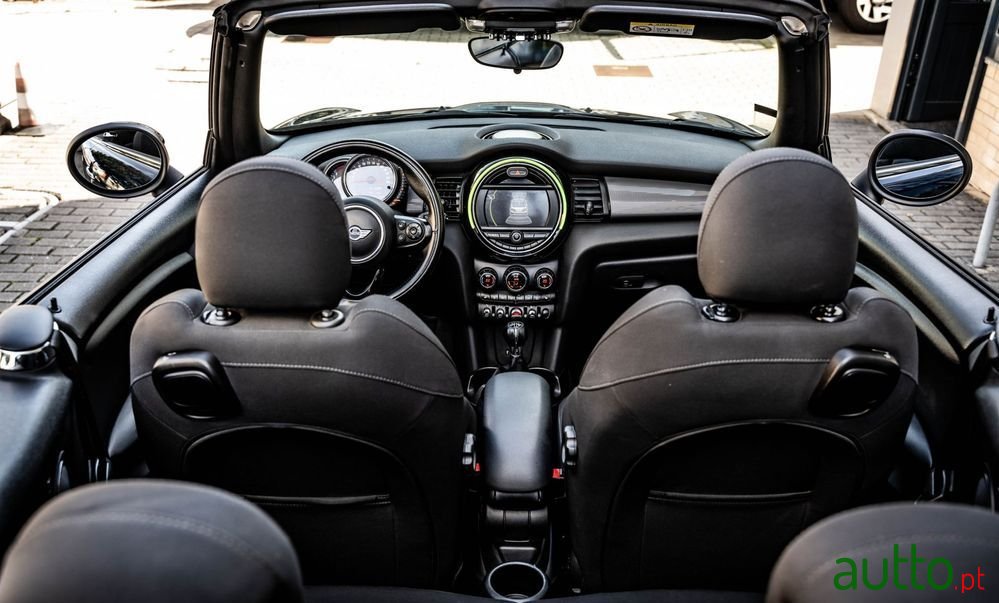 2016' MINI Cooper Sidewalk Special Edition photo #4
