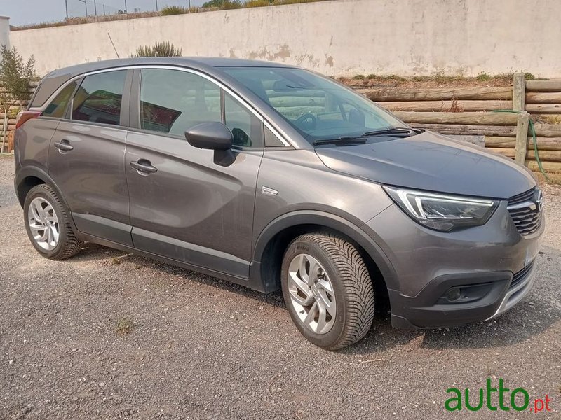 2020' Opel Crossland X photo #1