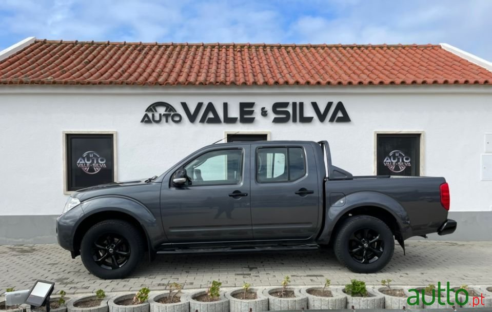 2011' Nissan Navara photo #5