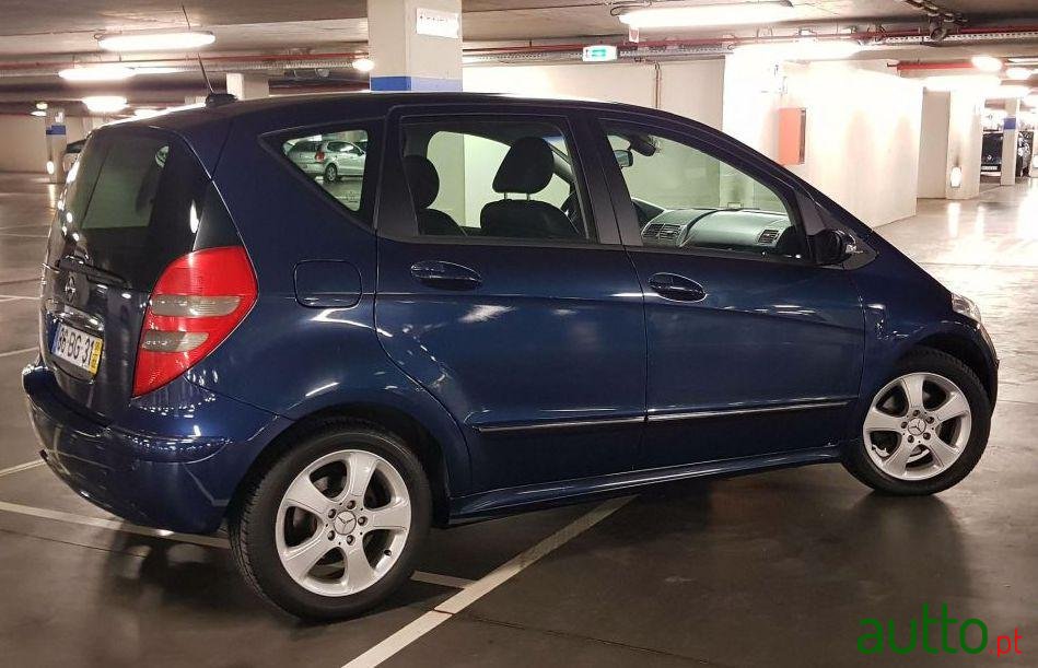 2006' Mercedes-Benz A-150 Avantgarde photo #2